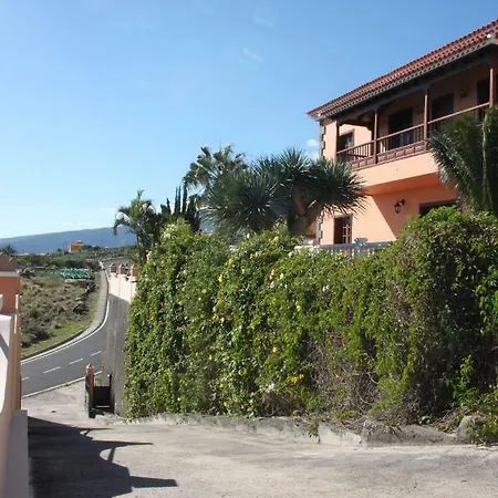 Jade Villa Candelaria