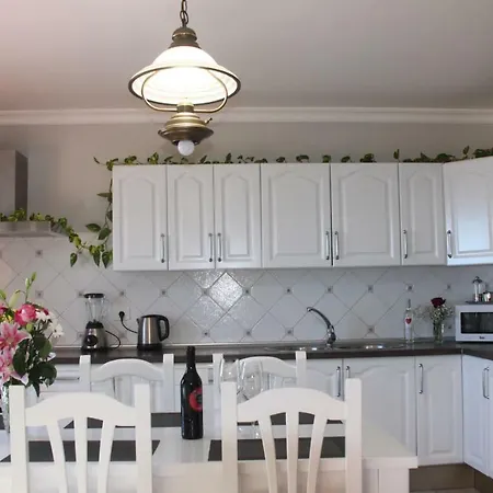 Villa Jade *