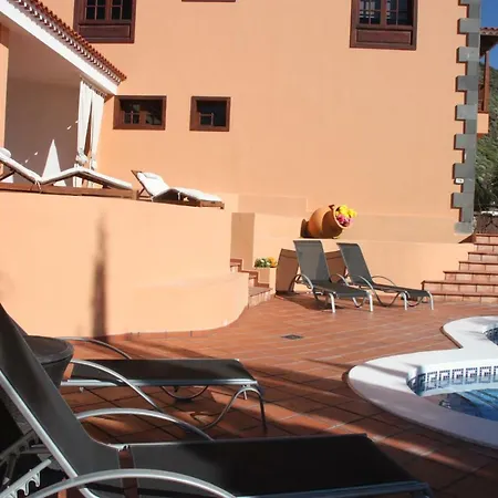 Jade Вилла Канделария